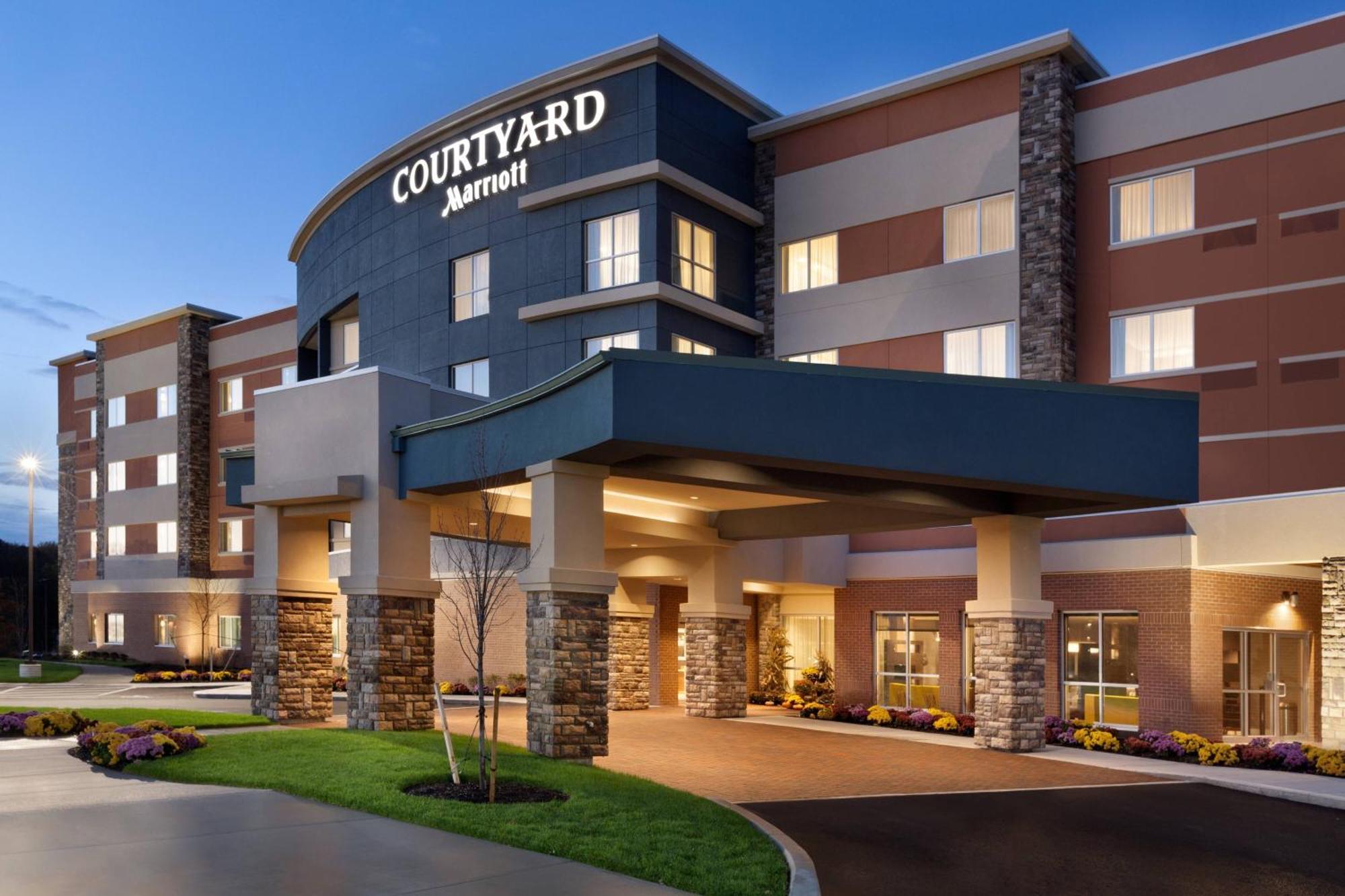 Courtyard By Marriott Boston Dedham/Westwood Hotel Eksteriør billede