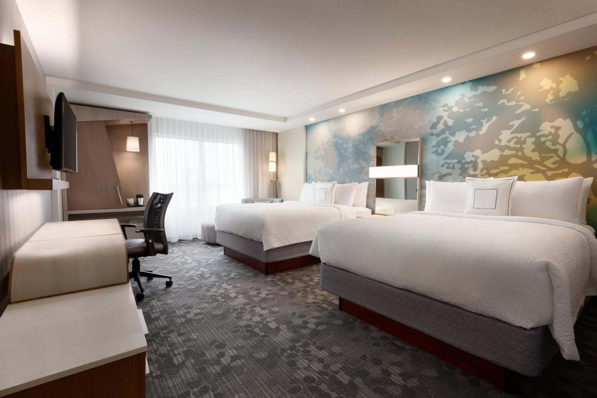 Courtyard By Marriott Boston Dedham/Westwood Hotel Eksteriør billede